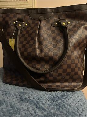 Classic Brown Checkered Tote Bag with Shoulder Strap